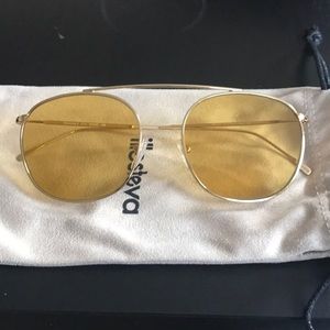 Illesteva Mykonos Sunglasses